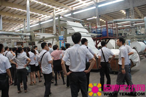 图美寝饰营销团队深入工厂学习，探秘印染核心工艺